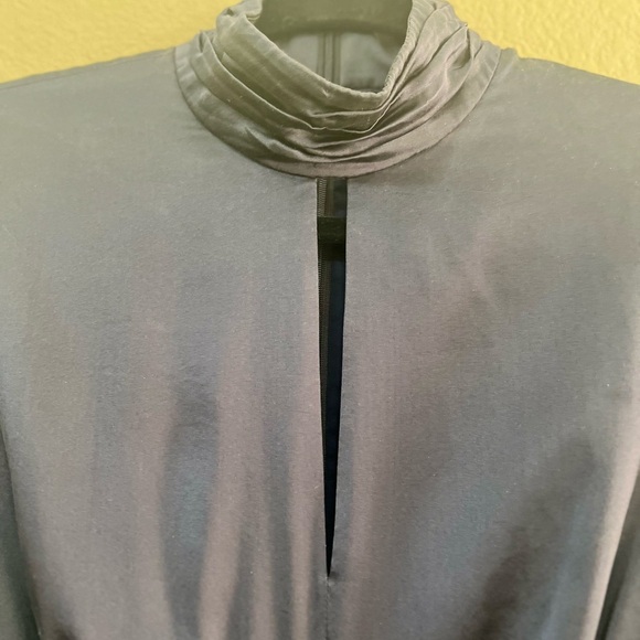 FRAME Denim Felicity Silk Mock Neck Keyhole Button Front Blouse Top Navy Sz S - Picture 4 of 12